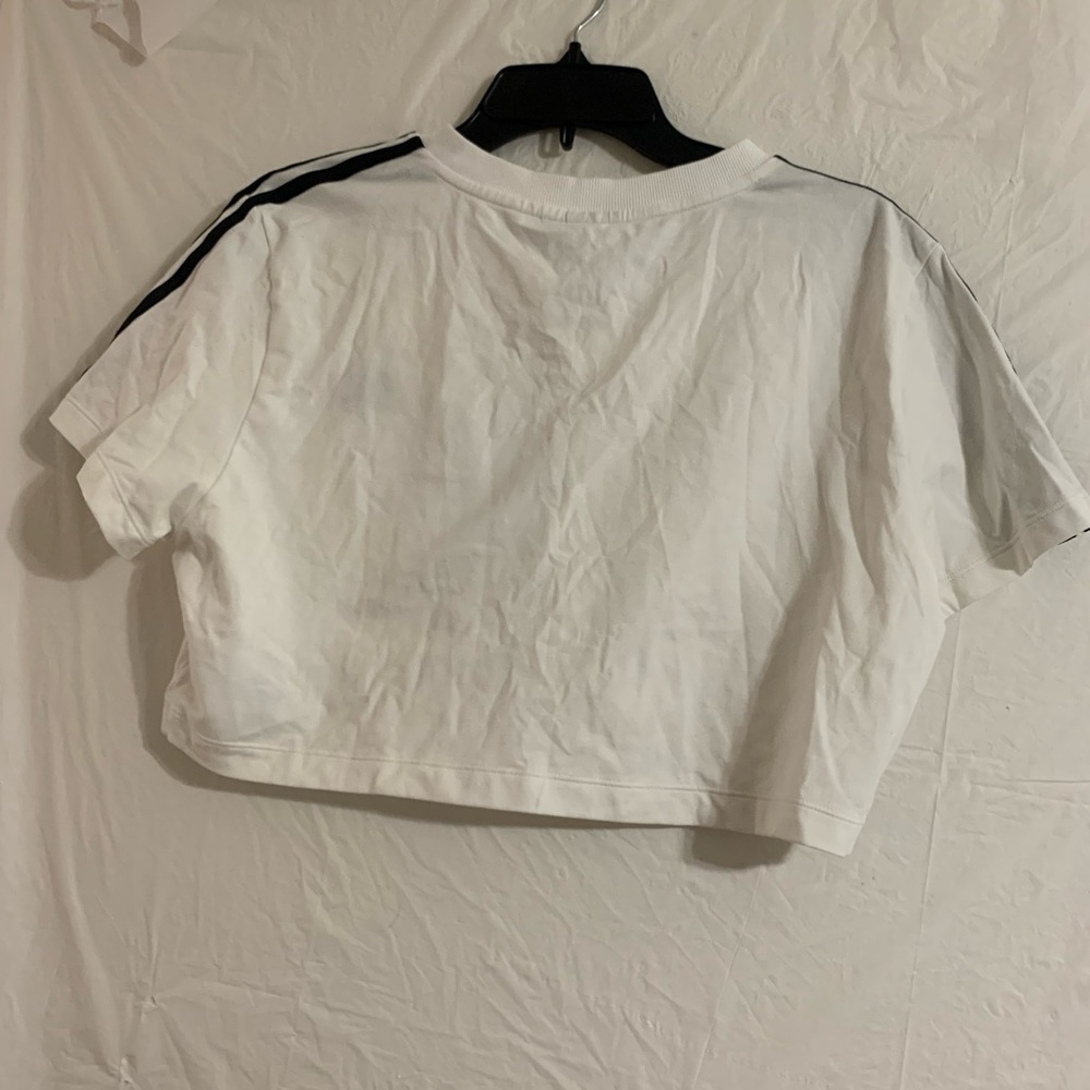 NWT Brand New Adidas V neck cropped T-shirt - Picture 5 of 5